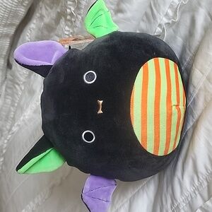 NWT, 8 inch Squishmallow Halloween Edition, Fariq.